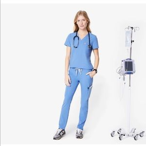 WEAR FIGS Yola Skinny Scrub Pants in Ciel Blue